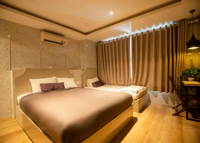 La Hotel Q10